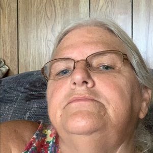 Meet your Posher, Debra